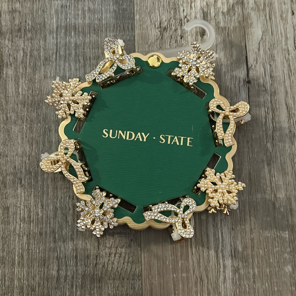 Gold with Pearl and Gem embellishments Mini Hair Clips